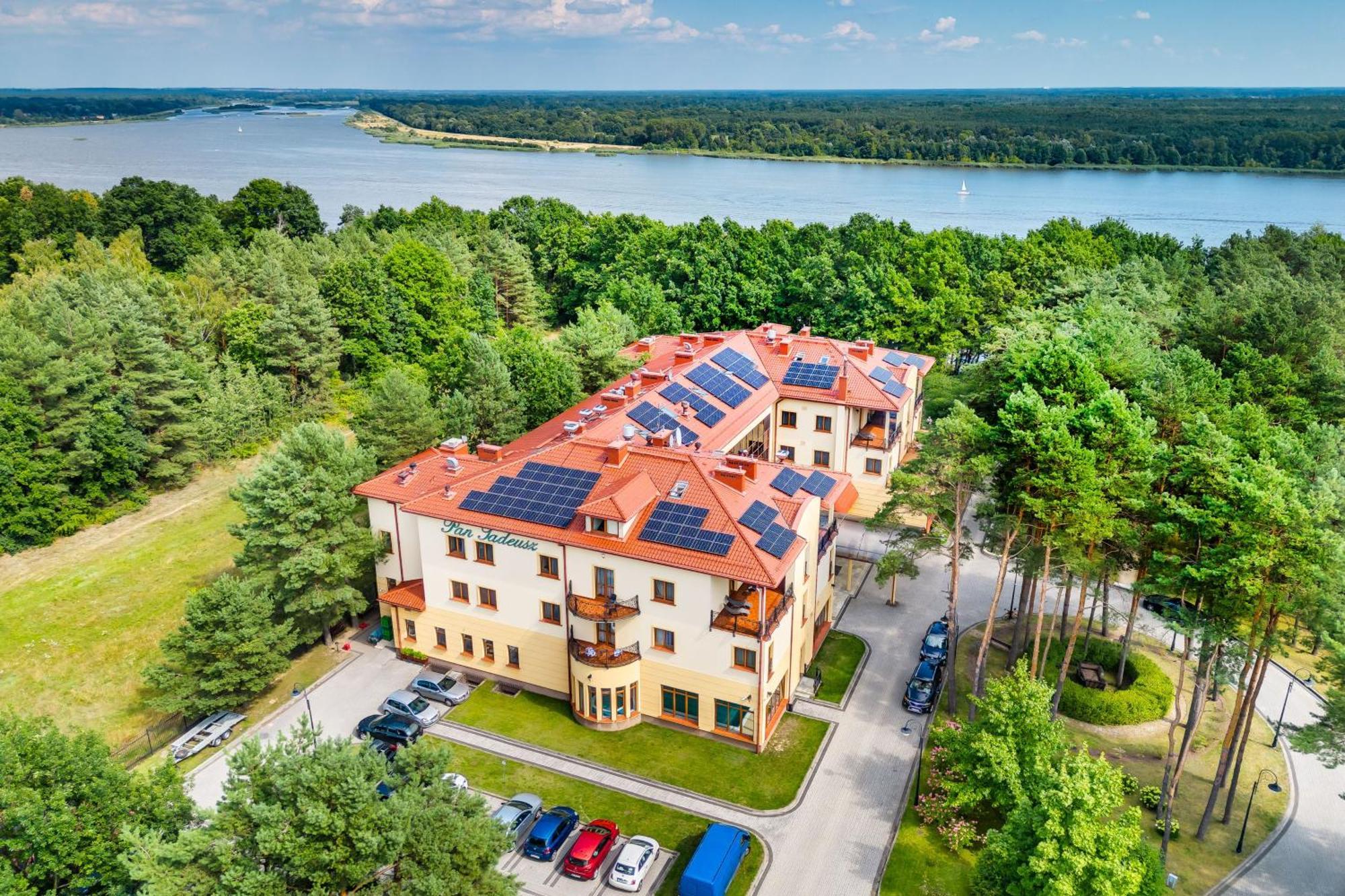 Hotel Pan Tadeusz Serock Exterior photo